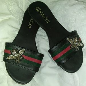 Black Bee Sandals